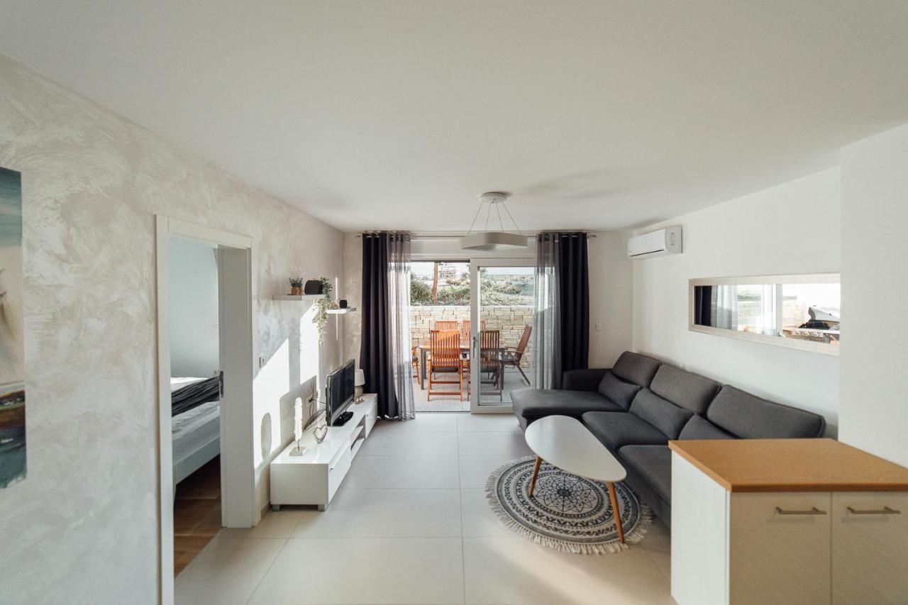 Apartment Eveline Петрчане Экстерьер фото