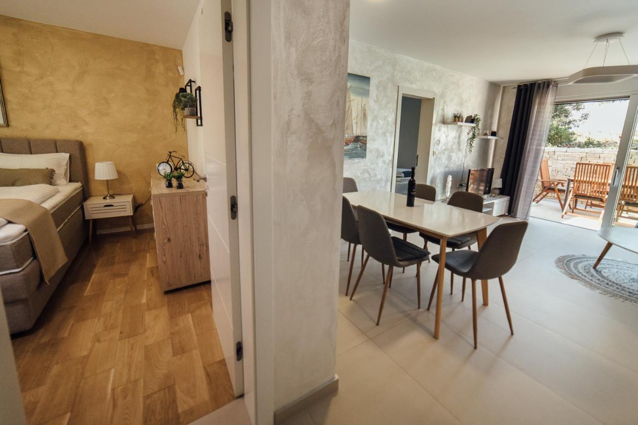 Apartment Eveline Петрчане Экстерьер фото