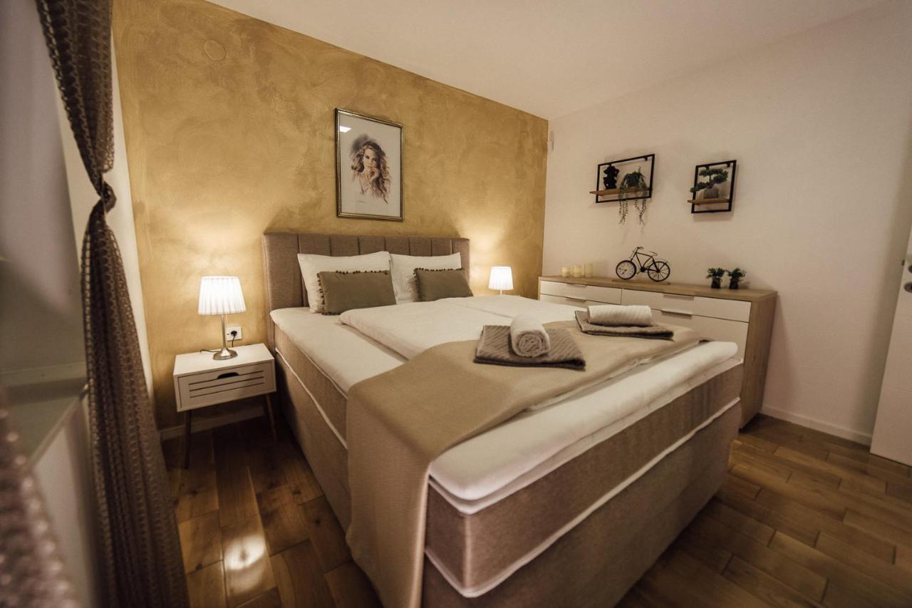 Apartment Eveline Петрчане Экстерьер фото
