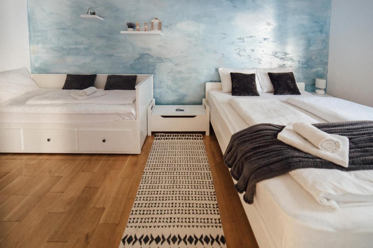 Apartment Eveline Петрчане Экстерьер фото