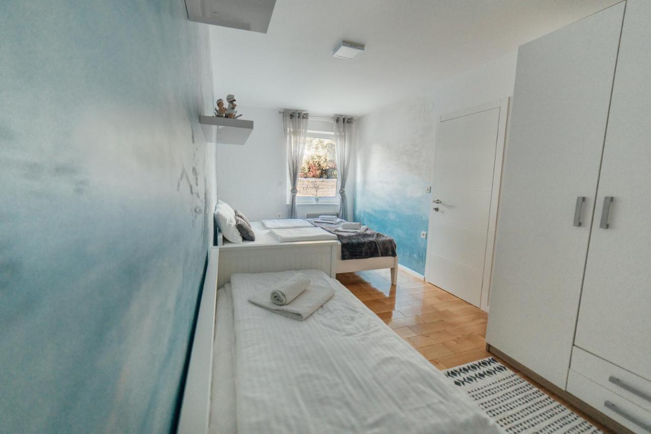 Apartment Eveline Петрчане Экстерьер фото